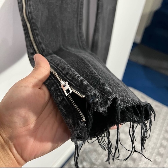 Abercrombie Ultra High Rise Jeans Washed Black with Zipper - Picture 3 of 7